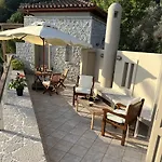 Epidavros Villas - Gardenia Garden Retreat With Shared Pool Néa Epídavrosz