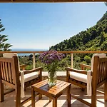 Epidavros - Gardenia Garden Retreat With Shared Pool Apartment