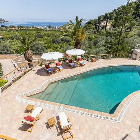 Apartment Gardenia Junior In Epidavros With Shared Pool *