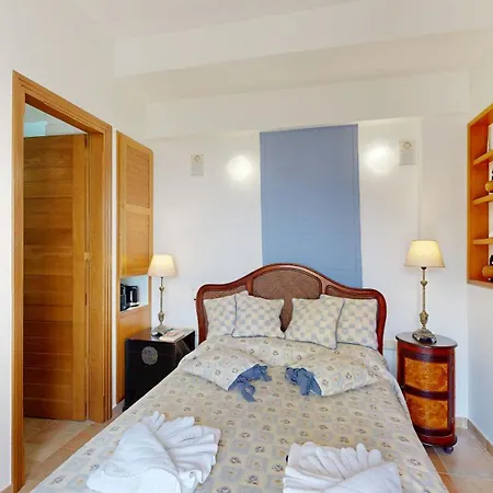 Epidavros - Gardenia Garden Retreat With Shared Pool Dom wakacyjny *