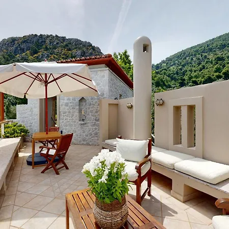 Epidavros - Gardenia Garden Retreat With Shared Pool Dom wakacyjny Néa Epídavros