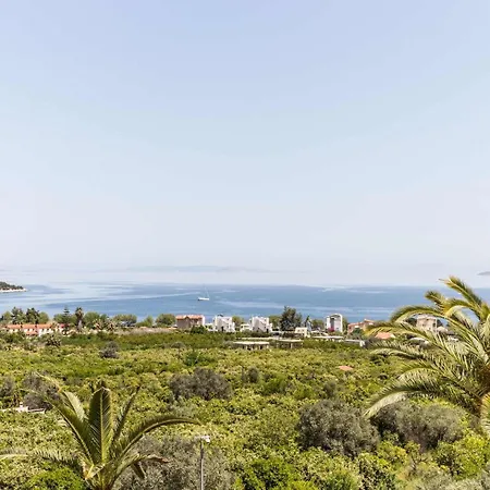 Dom wakacyjny Epidavros - Gardenia Garden Retreat With Shared Pool *