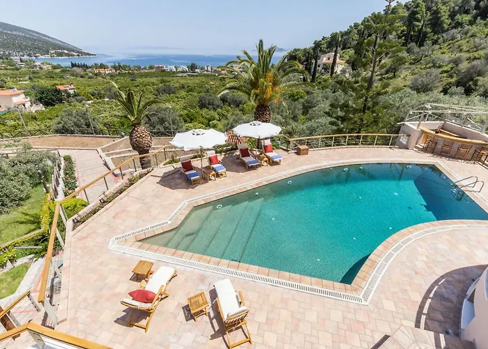 Apartment Gardenia Junior In Epidavros With Shared Pool *