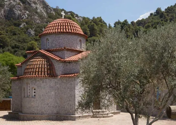 Апартаменты Gardenia Junior In Epidavros With Shared Pool